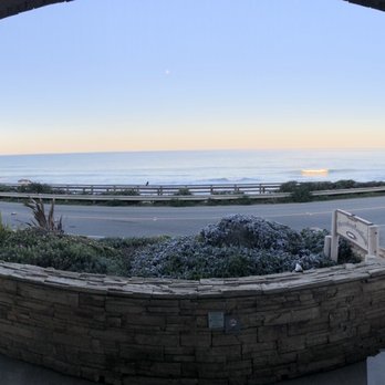 Moonstone Landing - Room with a view - Hotels Near Me - Cambria, California Moonstone Landing - Room with a view - Hotels Near Me - Cambria, California