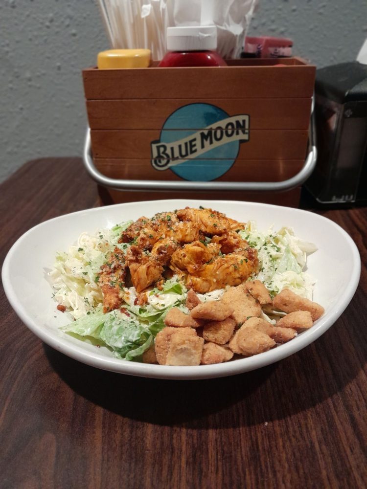 The JunkYard Bar and Grill, Wood River Roadtrippers