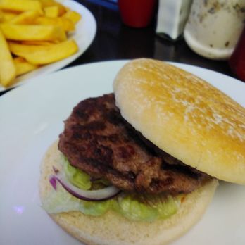 Bailey's Fish and Chips - Angus burger (their specialty as well). - Fish & Chips Near Me - London, XGL