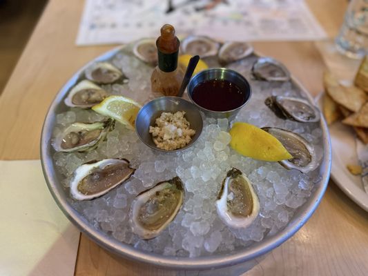 Lucille's Oyster Dive by null