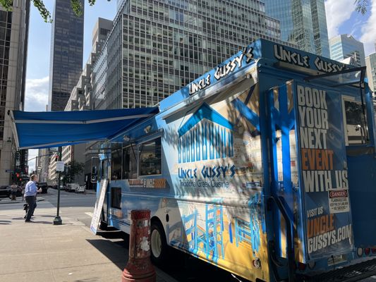 Uncle Gussy's by null