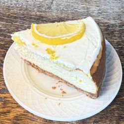 Monti's Cafe
