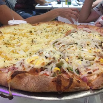 PieFection - 1/2 Chicken Catupiry Pizza 1/2 Calabresa Catupiry Pizza  Size: G [8 traditional slices] - Pizza Near Me - Orlando, Florida