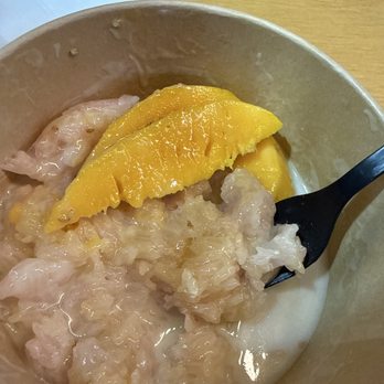 Sticky Mango - Sticky mango rice - Thai Near Me - Rancho Cucamonga, California