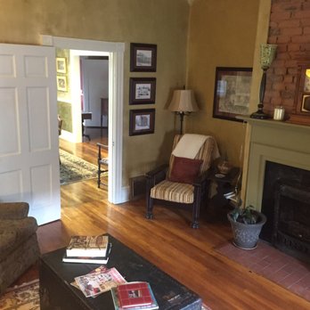Estillville Bed & Breakfast - Bed & Breakfast Near Me - Gate City, Virginia Estillville Bed & Breakfast - Bed & Breakfast Near Me - Gate City, Virginia