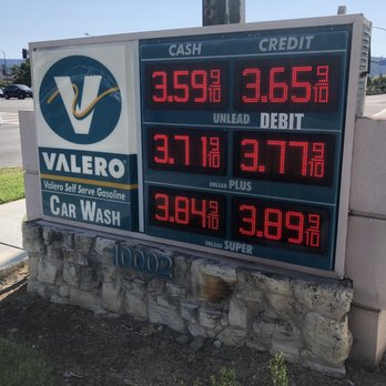 Valero - 8/1o/2o19: 🚗$3.599 to ⛽️$3.899. 🍜Soup to 🥜Nuts. - Gas Stations Near Me - Cupertino, California