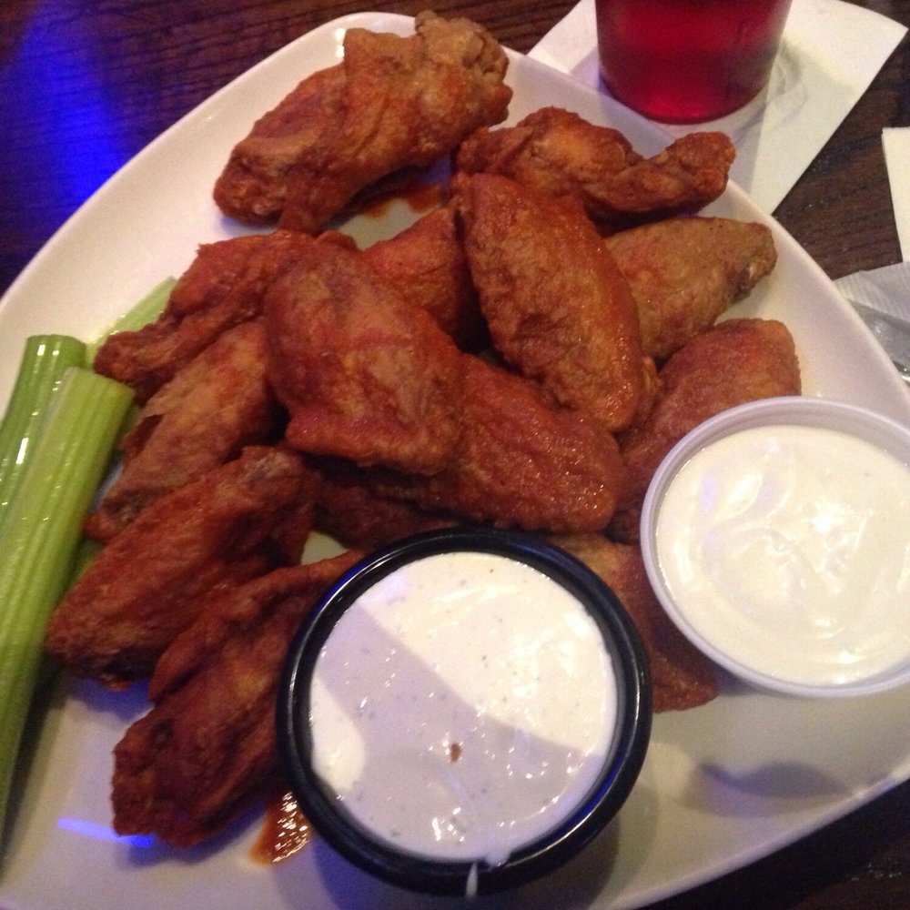 Rocky's American Grill - Mild Rocky wings - Sports Bars Near Me - Prospect Heights, Illinois