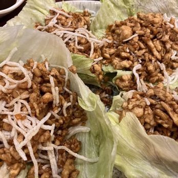 Orient Odyssey - Chicken Lettuce Wrap (4) very good - Cantonese Near Me - Jericho, New York