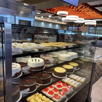 ZIPPY’S ARROYO CROSSING - Updated August 2025 - 3547 Photos & 1347 ...