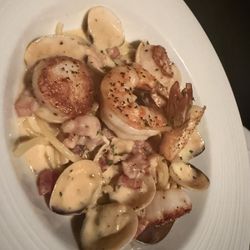 Angelo's Ristorante - Bucatini de mare