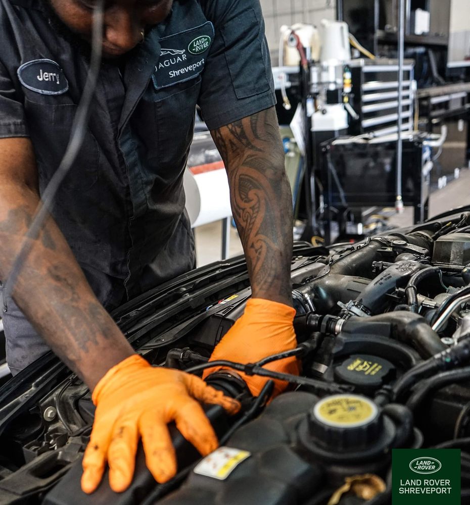 LAND ROVER SHREVEPORT 1221 E Bert Kouns Industrial Lp, Shreveport