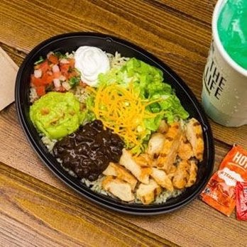 Taco Bell - This is what I ordered and didn't get! Seems they could care less. - Fast Food Near Me - Farmingville, New York