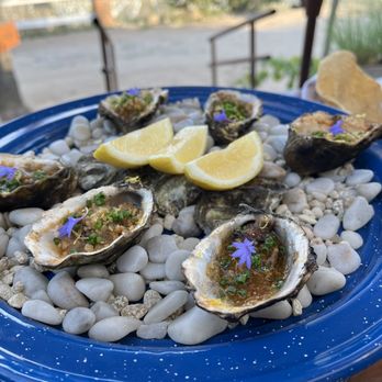 Conchas de Piedra - Roasted oysters with chili butter and chicharrones - Seafood Near Me - Villa de Juárez, BCN