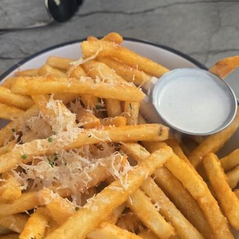 Merchant and Trade - Fries - Cocktail Bars Near Me - Charlotte, North Carolina
