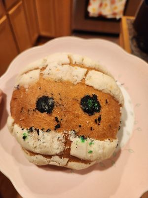 Salvadorean Bakery & Restaurant by null