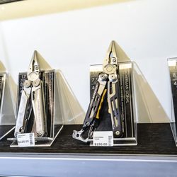 House of Knives - Welcome to House of Knives in Aberdeen Mall (Kamloops, BC Canada)