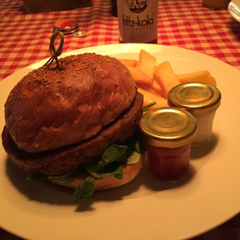 Oskar - Vegi Supreme Burger - German Near Me - Leipzig, SN