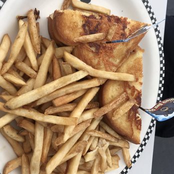 Black Bear Diner Vallejo - California Burger* (1000 cals.) - American Near Me - Vallejo, California