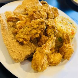 Fried 2 Fish, 6 Oyster Platter with fried shrimp and fried rice Fried 2 Fish, 6 Oyster Platter with fried shrimp and fried rice