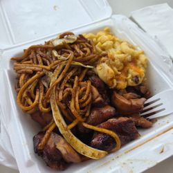 Farmer's Basket - Char-broiled chicken with lo mein and mac & cheese