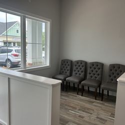 J’s Massage & Therapeutic Bodywork - Sitting Area