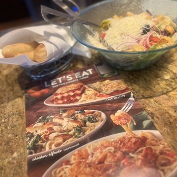 Olive Garden Italian Restaurant - Italian Near Me - Chicago, Illinois Olive Garden Italian Restaurant - Italian Near Me - Chicago, Illinois