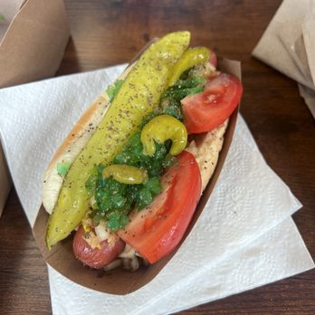 Weenie World - Chicago hot dog - Hot Dogs Near Me - Pismo Beach, California