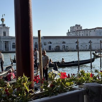 Hotel Monaco & Grand Canal - Outdoor bar - Hotels Near Me - Venezia, 34 Hotel Monaco & Grand Canal - Outdoor bar - Hotels Near Me - Venezia, 34