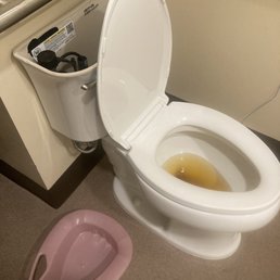 aides left it this way because it would not flush without fooling around with the mechanism in the tank.