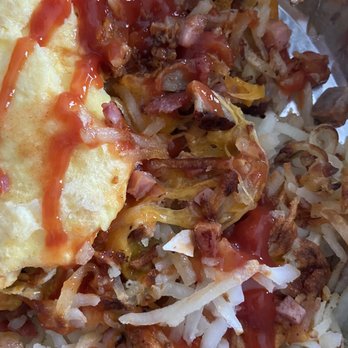 Eggspress Cafe - I found an egg shell piece on my food - New American Near Me - Round Lake, Illinois