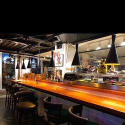 Lotus Lounge - Sushi Bar