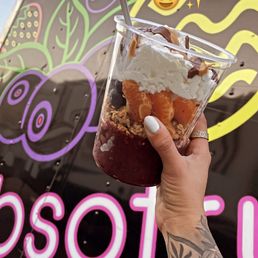 Berry bomb is the best Açaí in Lake Nona! They make it from scratch & the team that served us was so sweet. Taylor and Sean were so kind!