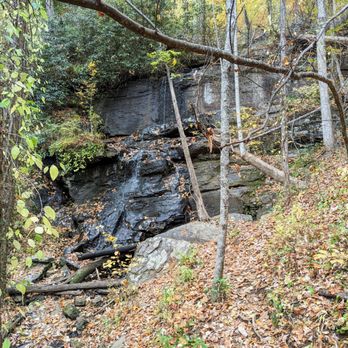 DeSoto Falls - Lower DeSoto Falls | Instagram: @telephonesmoothie - Hiking Near Me - Dahlonega, Georgia DeSoto Falls - Lower DeSoto Falls | Instagram: @telephonesmoothie - Hiking Near Me - Dahlonega, Georgia