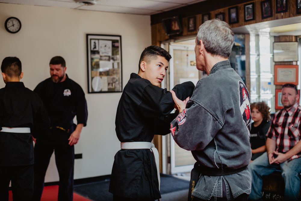 Powell's Way of Kenpo Logo