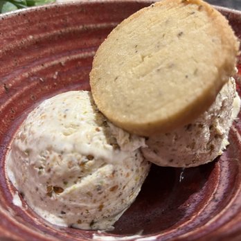 Comfort Kitchen - Pistachio cardamum ice cream with short bread cookie - Comfort Food Near Me - Dorchester, Massachusetts