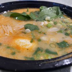 Moes Indian Kitchen - Laksa...