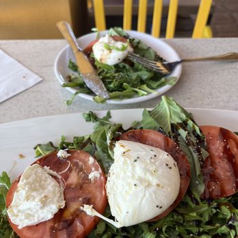 Freely Taproom & Kitchen - Beer Bar Near Me - Tempe, Arizona