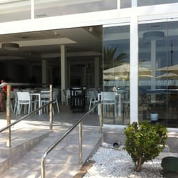 Punta Prima - Parte del interior visto desde la terraza.