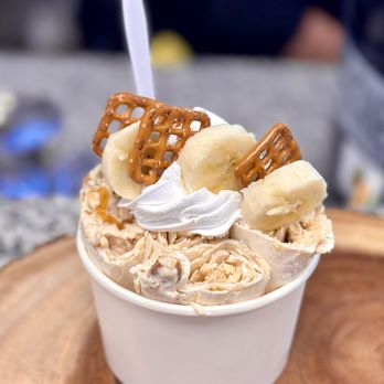 Mexi-Thai Roll - Ice Cream & Frozen Yogurt Near Me - San Luis Obispo, California