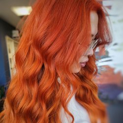 Kristy_at_moodsalon