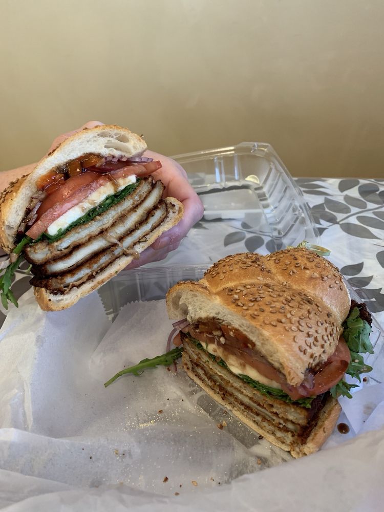 Island Meat Market Logo