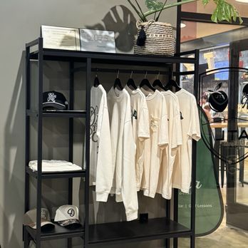 Atlanta Golf & Social - Merchandise - Golf Near Me - Atlanta, Georgia
