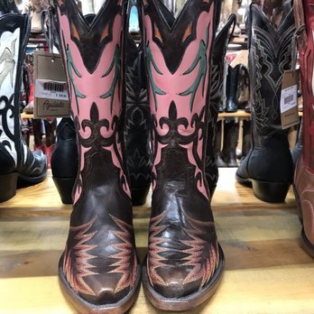Allens Boots - Shoe Stores Near Me - Austin, Texas Allens Boots - Shoe Stores Near Me - Austin, Texas