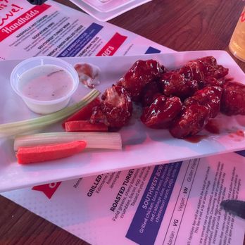 Ballpark Village - Wings - Sports Bars Near Me - St. Louis, Missouri