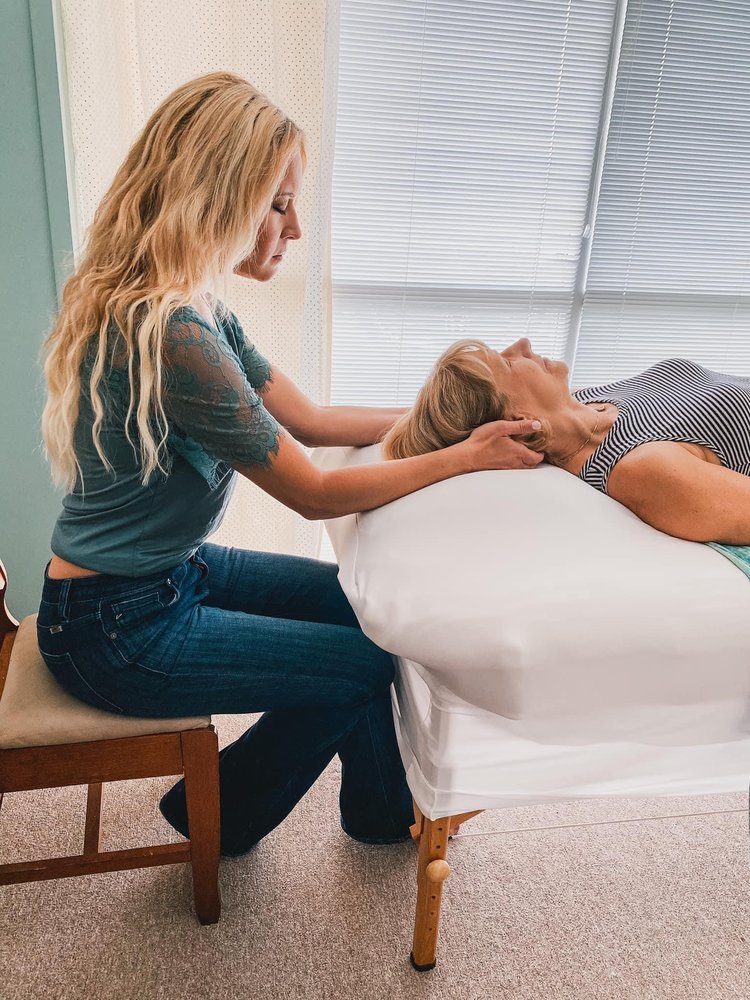 Axiom Lux - grief counselor in Toledo, OH