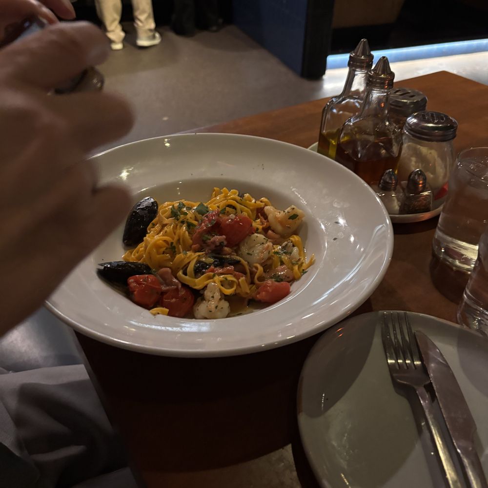 Rosso Italian - seafood pasta - Italian Near Me - Phoenix, Arizona Rosso Italian - seafood pasta - Italian Near Me - Phoenix, Arizona