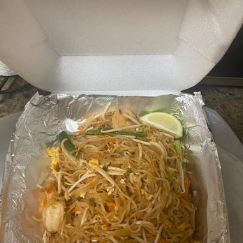 Thai Zaap Cafe - Pad thai with shrimp (no peanuts) - Thai Near Me - Metairie, Louisiana Thai Zaap Cafe - Pad thai with shrimp (no peanuts) - Thai Near Me - Metairie, Louisiana