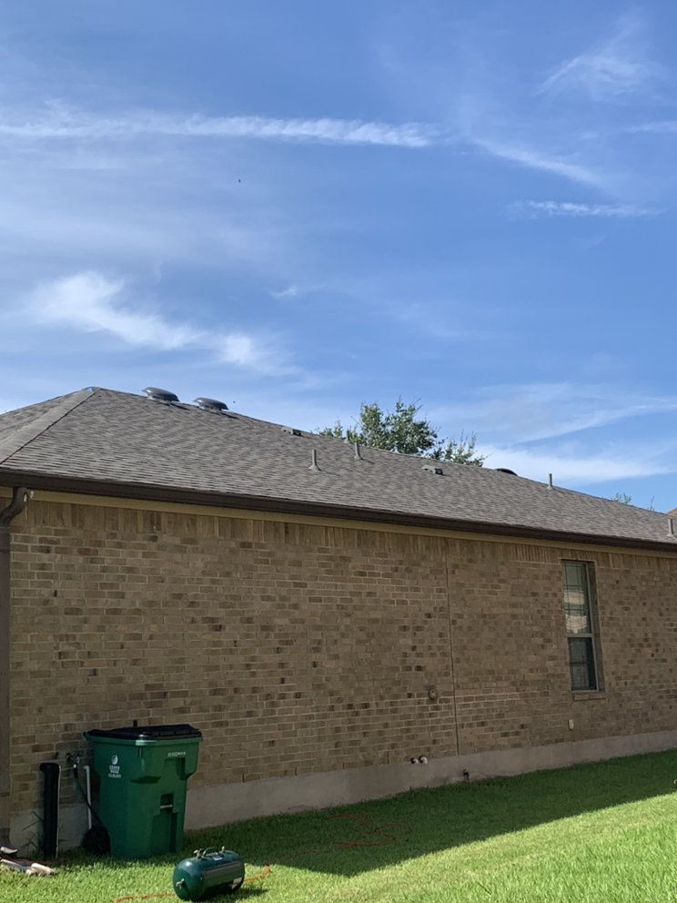 Slide of Roofing Contractor Solutions