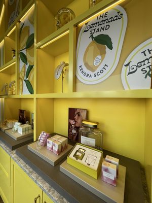 Kendra Scott Flagship by null