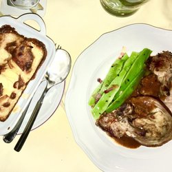 Adler - Dreierlei Osterlamm (Tageskarte, 21€) inklusive Spargelsuppe vorab.